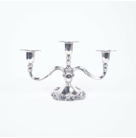 3-armad ljusstake i rokokostil