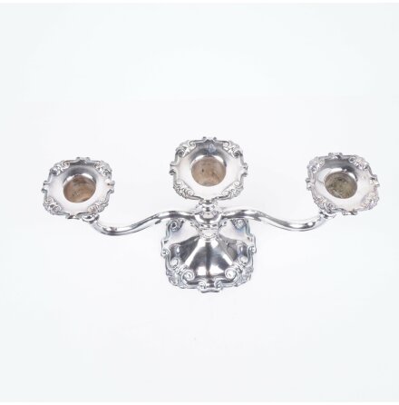 3-armad ljusstake i rokokostil